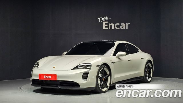 Porsche Taycan GTS
