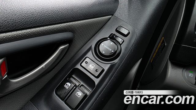 Hyundai Grand Starex Van 5-Seater Modern 2021 — фото 22