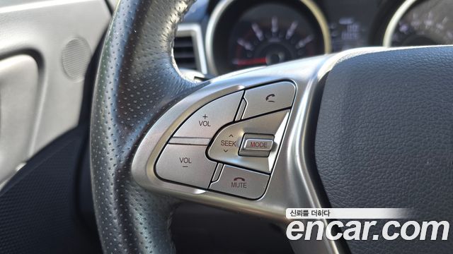 KG Mobility (SsangYong) Tivoli Armor TX 2WD 2019 — фото 17