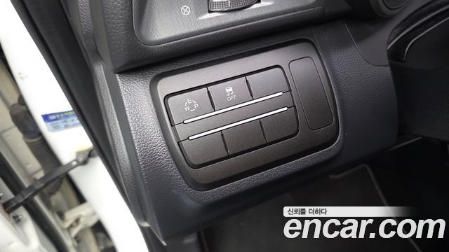 KG Mobility (SsangYong) Tivoli Armor VX 2WD 2018 — фото 27