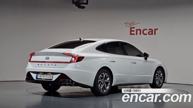 Hyundai Sonata (DN8) 1.6 Turbo Premium Plus 2022 — фото 2