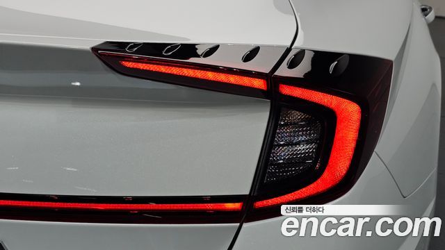 Hyundai Sonata (DN8) 1.6 Turbo Premium Plus 2022 — фото 29
