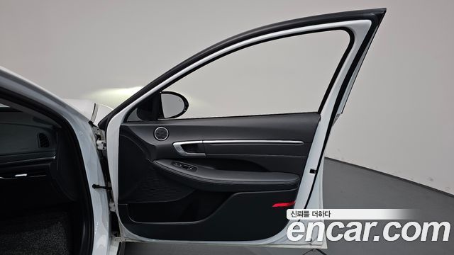 Hyundai Sonata (DN8) 1.6 Turbo Premium Plus 2022 — фото 30