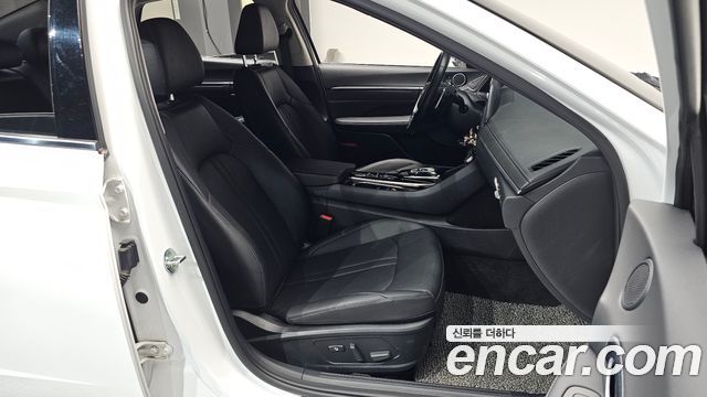 Hyundai Sonata (DN8) 1.6 Turbo Premium Plus 2022 — фото 32