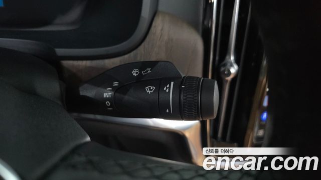 Volvo S90 B6 AWD Ultimate Bright 2023 — фото 30