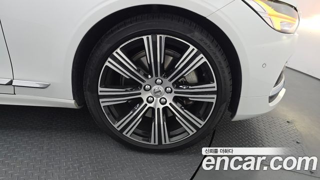 Volvo S90 B6 AWD Ultimate Bright 2023 — фото 32