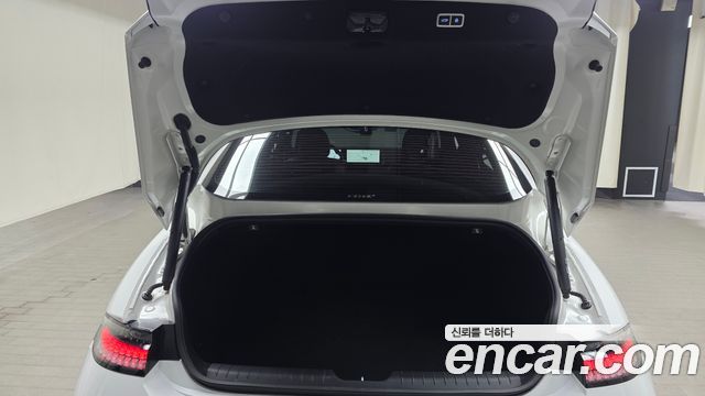 Hyundai Ioniq 6 Long Range Prestige 2025 — фото 17