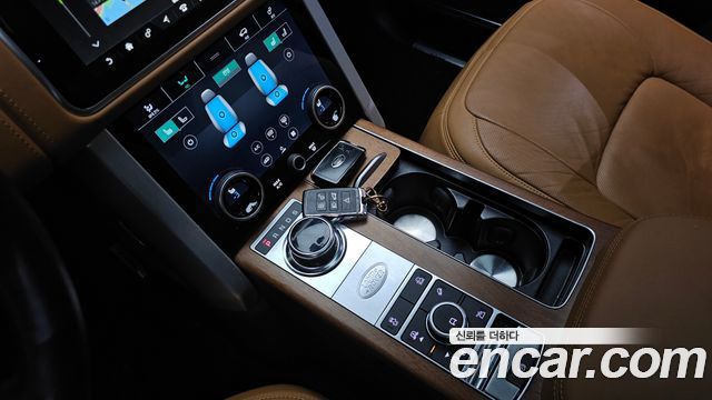 Land Rover Range Rover (IV) 4.4 SDV8 AB DIESEL 2020 — фото 9
