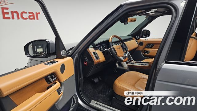 Land Rover Range Rover (IV) 4.4 SDV8 AB DIESEL 2020 — фото 10