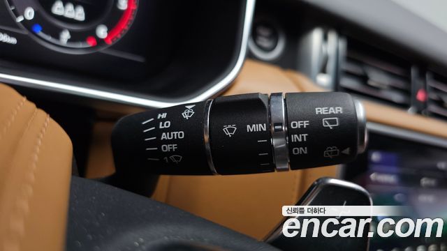 Land Rover Range Rover (IV) 4.4 SDV8 AB DIESEL 2020 — фото 40
