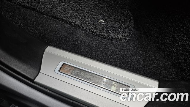 Land Rover Range Rover (IV) 4.4 SDV8 AB DIESEL 2020 — фото 43