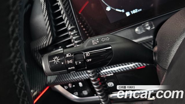 Kia Sportage Hybrid (V) Signature Gravity 2WD 2022 — фото 37