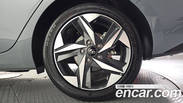 Hyundai Avante (CN7) 1.6 Inspiration 2022 — фото 21