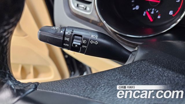 Kia Carnival 9-Seater Prstige 2019 — фото 18