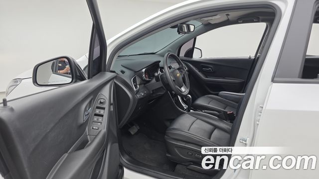 Chevrolet Trax 1.4 Red Line Premier 2020 — фото 10