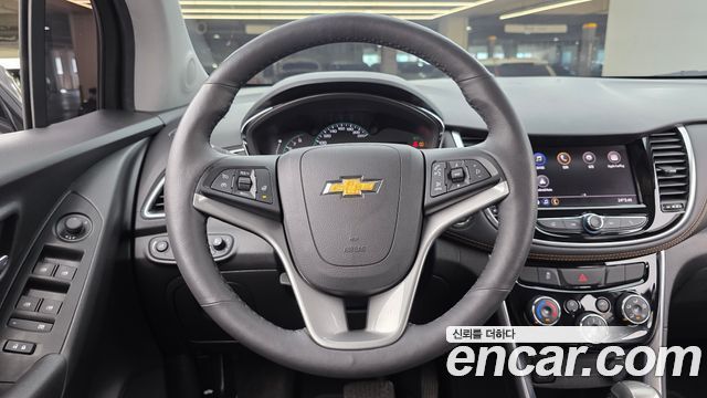 Chevrolet Trax 1.4 Red Line Premier 2020 — фото 13