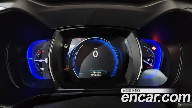 Renault Korea QM6 2.0 GDe PREMIERE 2WD 2023 — фото 8