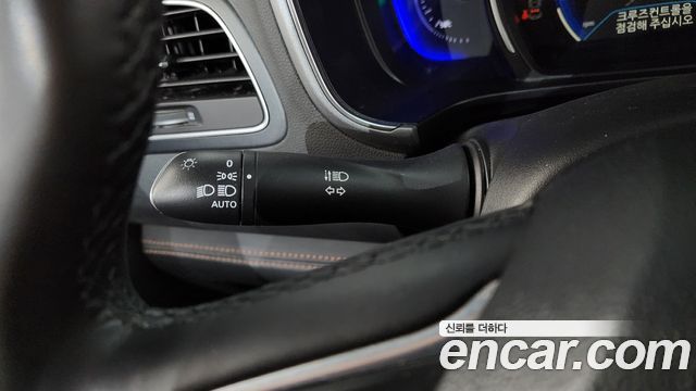 Renault Korea QM6 2.0 GDe PREMIERE 2WD 2023 — фото 17