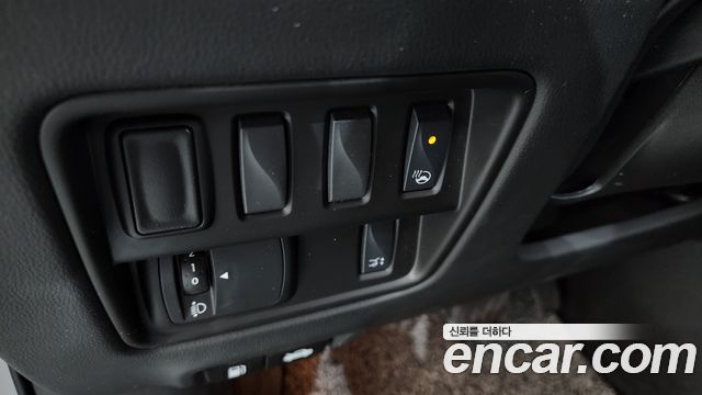 Renault Korea QM6 2.0 GDe PREMIERE 2WD 2023 — фото 27