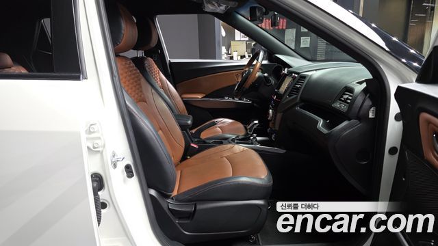KG Mobility (SsangYong) Tivoli Armor Gear Plus 2WD 2019 — фото 11