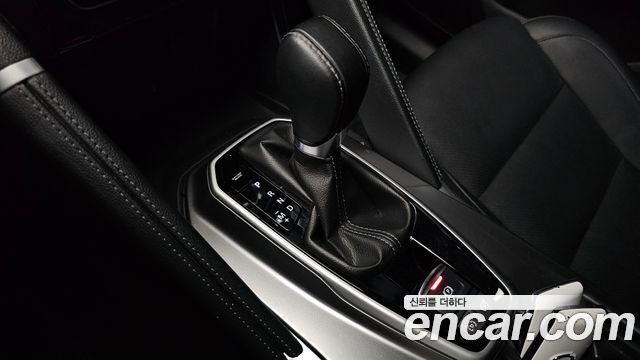 Renault Korea QM6 2.0 LPe LE Signature 2WD 2023 — фото 9