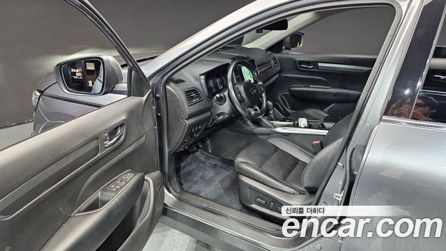Renault Korea QM6 2.0 LPe LE Signature 2WD 2023 — фото 10
