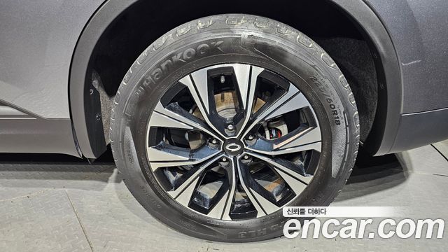 Renault Korea QM6 2.0 LPe LE Signature 2WD 2023 — фото 21
