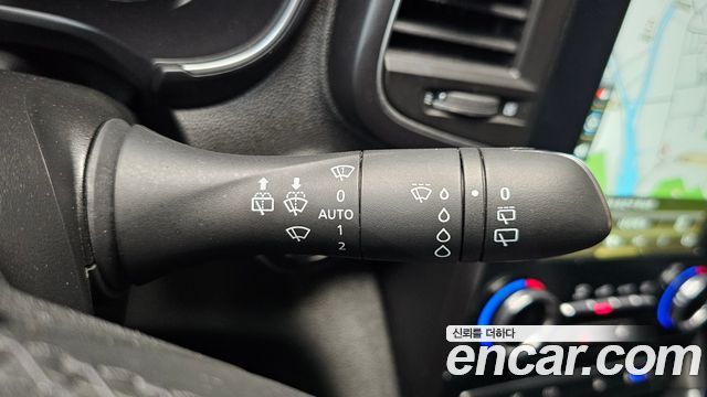 Renault Korea QM6 2.0 LPe LE Signature 2WD 2023 — фото 28