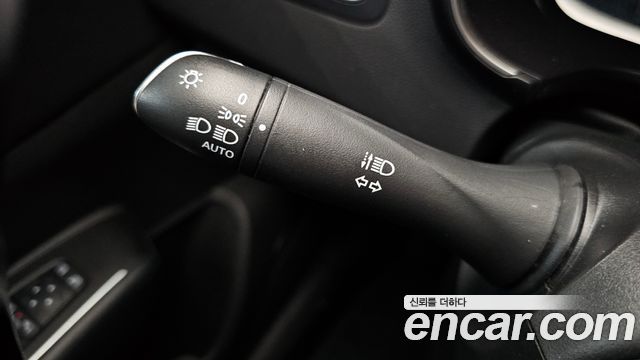 Renault Korea QM6 2.0 LPe LE Signature 2WD 2023 — фото 30