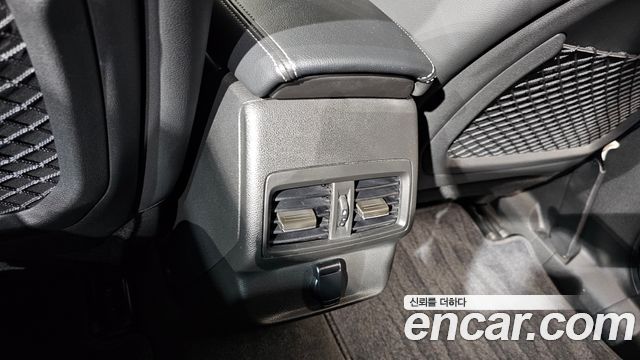 Renault Korea QM6 2.0 LPe LE Signature 2WD 2023 — фото 31