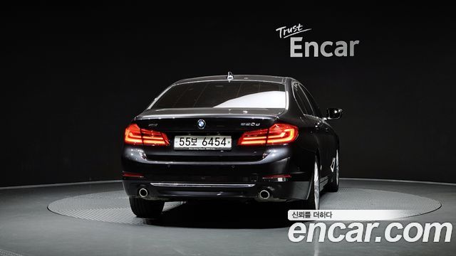 BMW 5 Series (G30) 520d xDrive Luxury Plus 2019 — фото 4