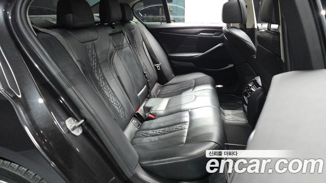 BMW 5 Series (G30) 520d xDrive Luxury Plus 2019 — фото 12