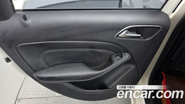Mercedes-Benz B-Class (W246) B220 2018 — фото 25