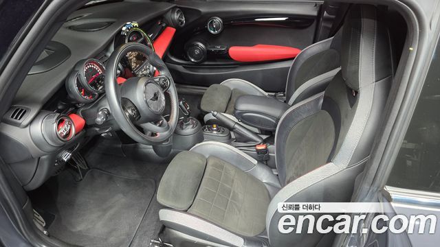 MINI Cooper S JCW 3rd Generation 2020 — фото 7