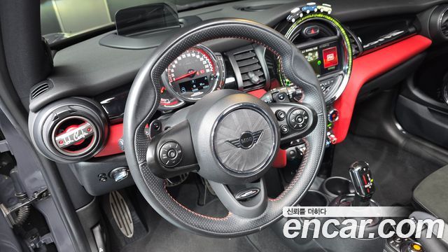MINI Cooper S JCW 3rd Generation 2020 — фото 12