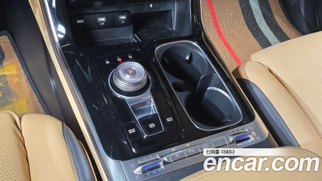 Kia Carnival (IV) Gasoline 9-seater Limousine(Special vehicle) 2021 — фото 9