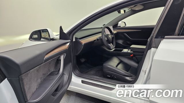 Tesla Model 3 Long Range AWD 2022 — фото 10