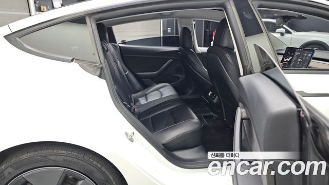 Tesla Model 3 Long Range AWD 2022 — фото 12