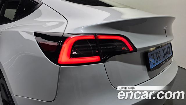 Tesla Model 3 Long Range AWD 2022 — фото 23
