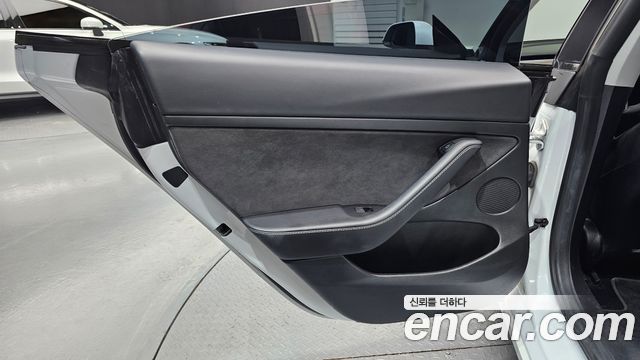 Tesla Model 3 Long Range AWD 2022 — фото 25