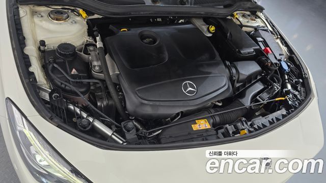 Mercedes-Benz CLA-Class (C117) CLA220 AMG Line 2018 — фото 6
