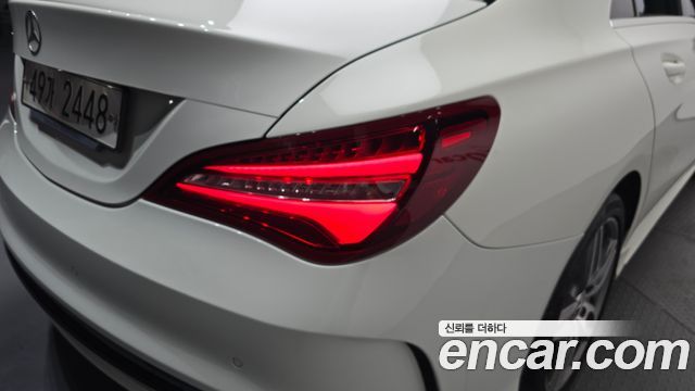 Mercedes-Benz CLA-Class (C117) CLA220 AMG Line 2018 — фото 23