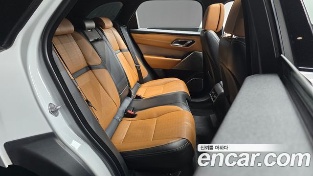 Land Rover Range Rover Velar 3.0 D300 R-Dynamic HSE 2018 — фото 11
