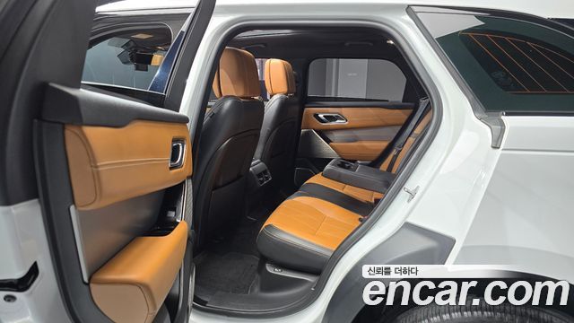 Land Rover Range Rover Velar 3.0 D300 R-Dynamic HSE 2018 — фото 12