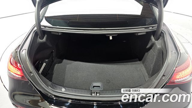 Mercedes-Benz E-Class (W213) E220d 4MATIC AMG Line 2021 — фото 17