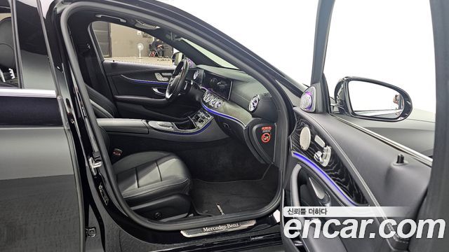 Mercedes-Benz E-Class (W213) E220d 4MATIC AMG Line 2021 — фото 26