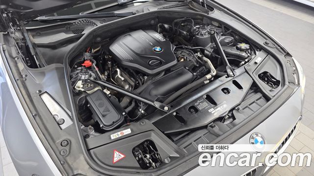 BMW 5 Series (F10) 520d xDrive 2015 — фото 6