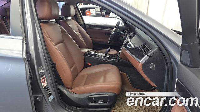 BMW 5 Series (F10) 520d xDrive 2015 — фото 15