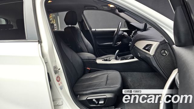 BMW 1 Series (F20) 118d JOY 5DOOR 2017 — фото 11