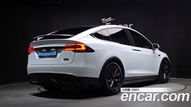 Tesla Model X AWD 2024 — фото 2